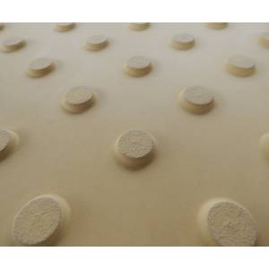Фотографии тактильной плитки Конусный риф ГОСТ Р52875-2018 из бетона
