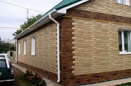 Отделка фасада дома акриловыми панелями
