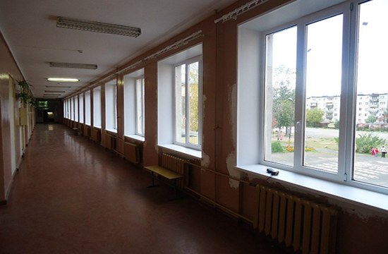 Пластиковые подоконники в школе Пластиковые подоконники в школе